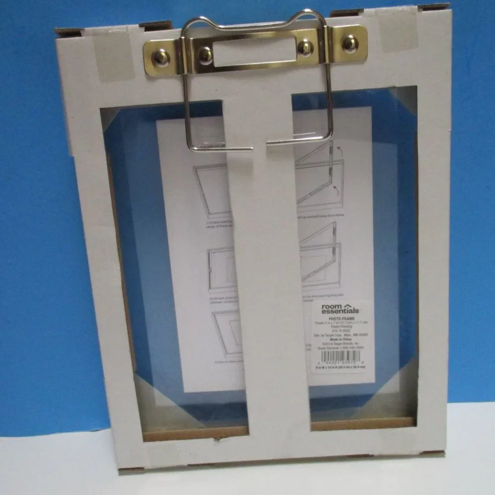 *Room Essentials Brushed Gold Finish Photo Frame